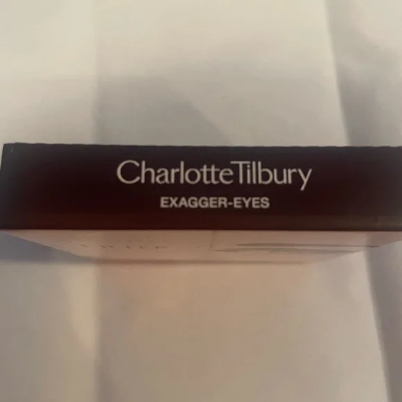 Charlotte Tilbury Exagger-Eyes Bigger Brighter Luxury Eyeshadow Palette - Picture 8 of 10